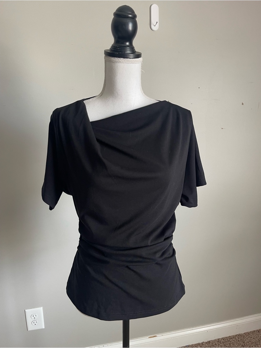 OGL | Black Asymmetrical Cowl Neck Ruched Top Sz L - Picture 4 of 10